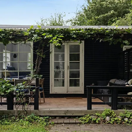 Classic Gem In Near The Water * Hornbæk